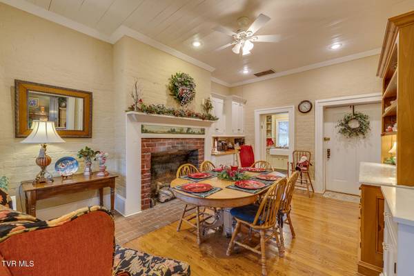 Bristol, TN 37620,1549 Highway 126