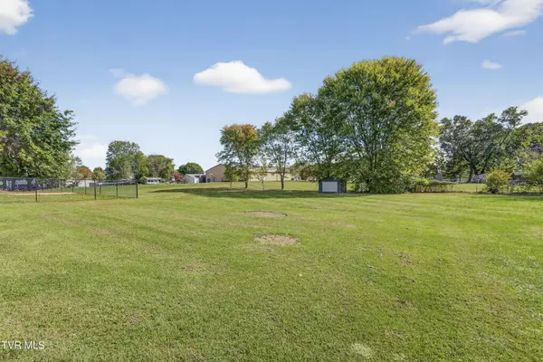 Bristol, VA 24201,153 Brandon LN
