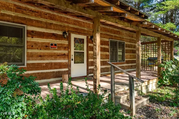 Mountain City, TN 37683,400 Blant RD