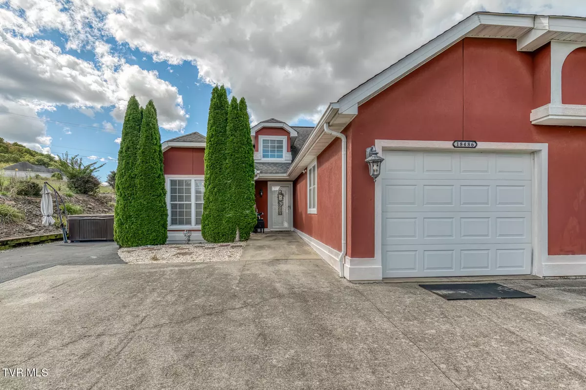 Abingdon, VA 24211,18486 Spoon Gap RD