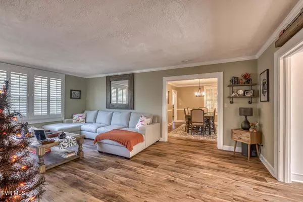 Johnson City, TN 37604,1125 Cedar PL