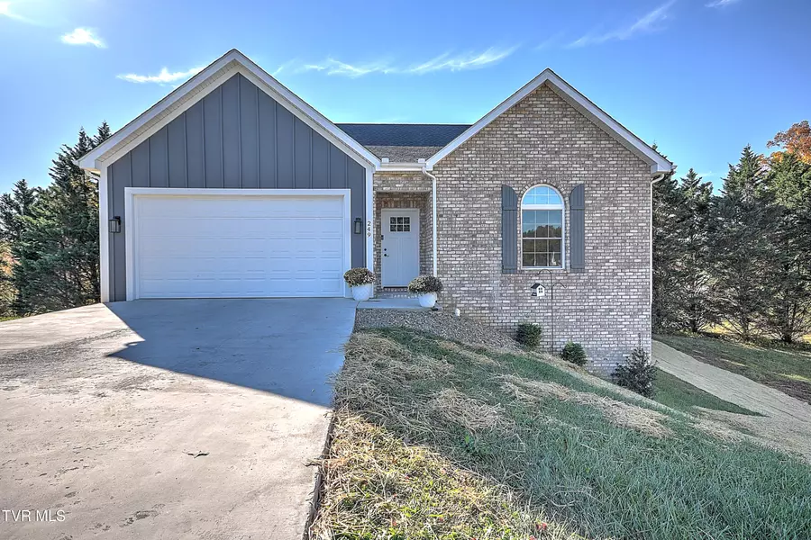249 Oak View CIR, Bristol, TN 37620