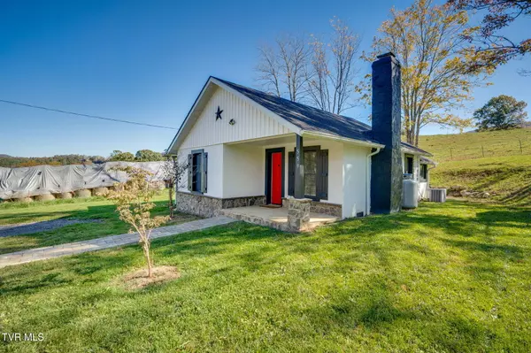 Mountain City, TN 37683,559 Robe Shull RD