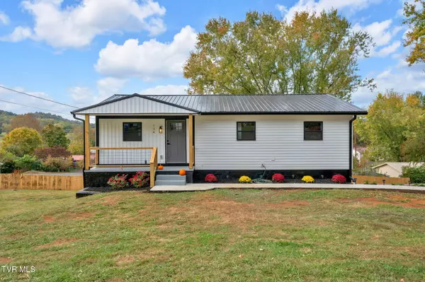 134 Pinnacle DR, Elizabethton, TN 37643