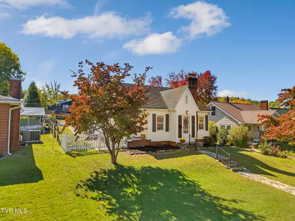 Elizabethton, TN 37643,304 H ST