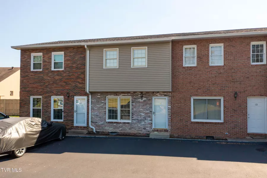 3539 Netherland Inn Rd. RD #11, Kingsport, TN 37660