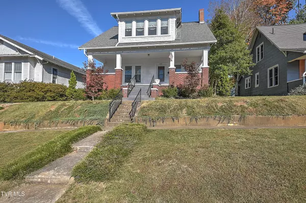 1009 Lawrence AVE, Bristol, VA 24201