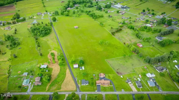 Church Hill, TN 37642,403 Silver Lake RD