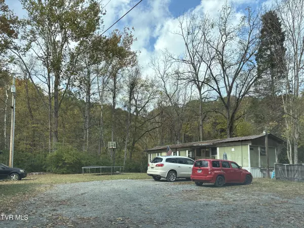 Bristol, TN 37620,164 2nd AVE