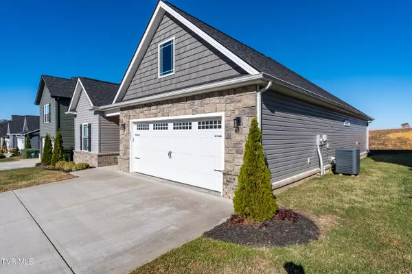 Gray, TN 37615,204 Gunners Way