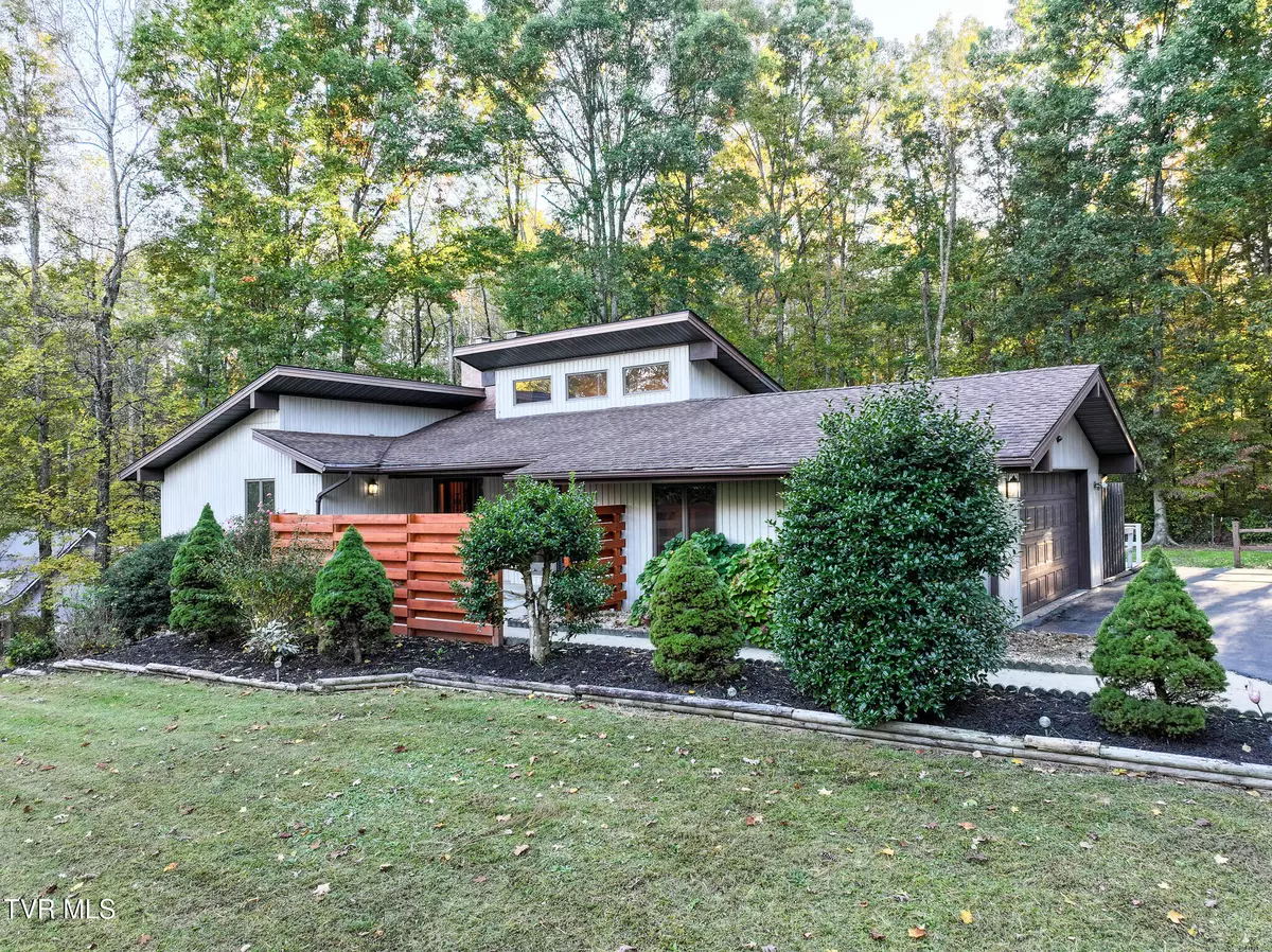 Greeneville, TN 37743,35 Alpine CV