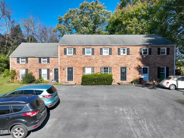 Kingsport, TN 37664,5021 Emerald DR