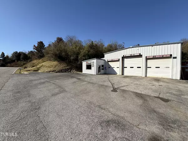 Norton, VA 24273,605 Trent ST