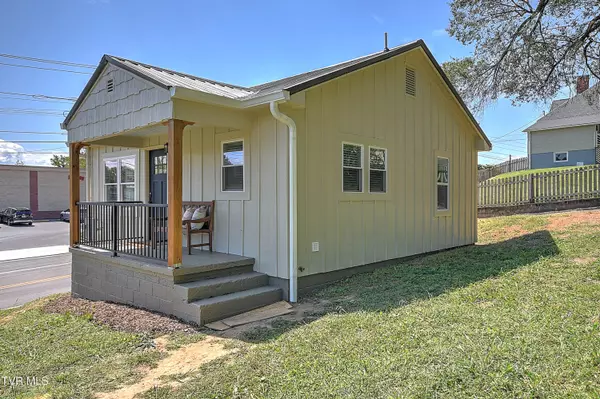Bristol, TN 37620,1132 1/2 Virginia AVE
