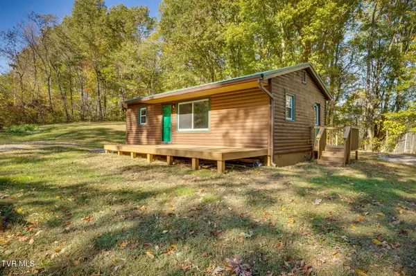 Johnson City, TN 37604,116 Blevins LN