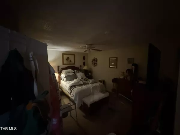 Bristol, TN 37620,417 Carolina AVE