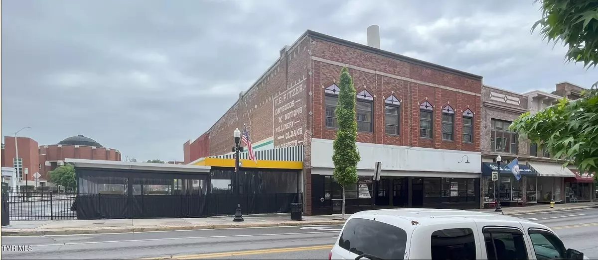 Bristol, VA 24201,629 State ST