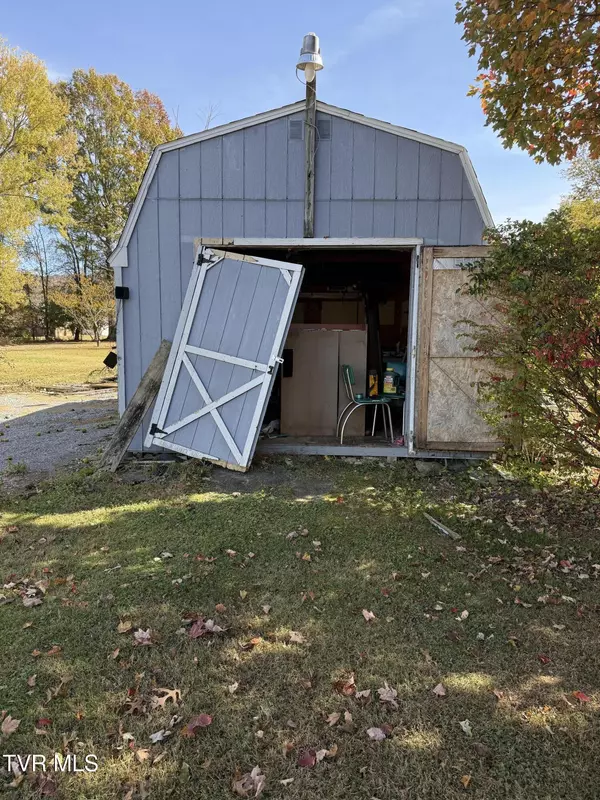 Erwin, TN 37650,312 Lee AVE