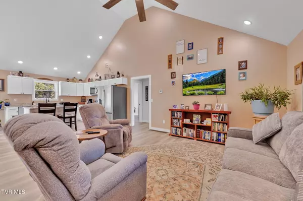 Newport, TN 37821,4011 Neighborly WAY