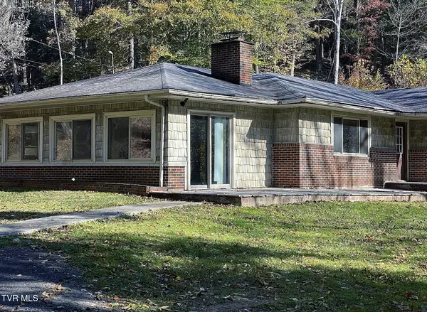 Pound, VA 24279,9906 Dewey Cemetery RD