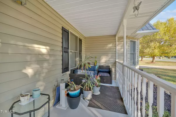 Elizabethton, TN 37643,123 Eastland DR