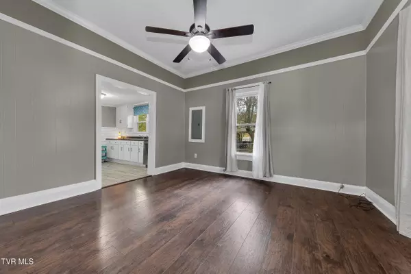 Johnson City, TN 37601,1304 Chilhowie AVE