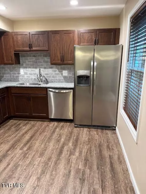 Elizabethton, TN 37643,660 Jena Beth DR #4