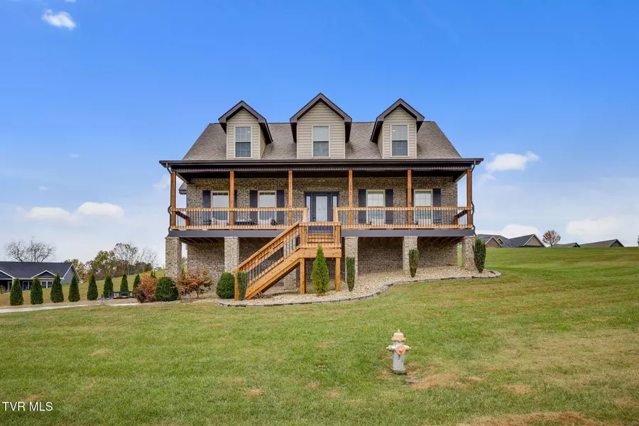 1398 Peaceful DR, Jonesborough, TN 37659