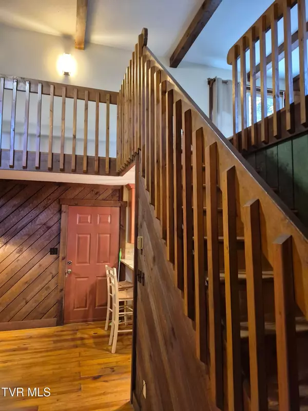 Butler, TN 37640,1186 Poga RD