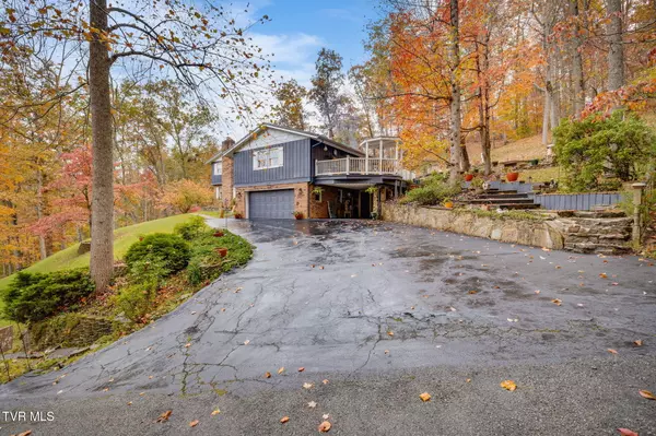 Pound, VA 24279,8651 Curtiss Hill RD