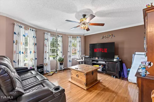 Mount Carmel, TN 37645,141 Valley Crest DR