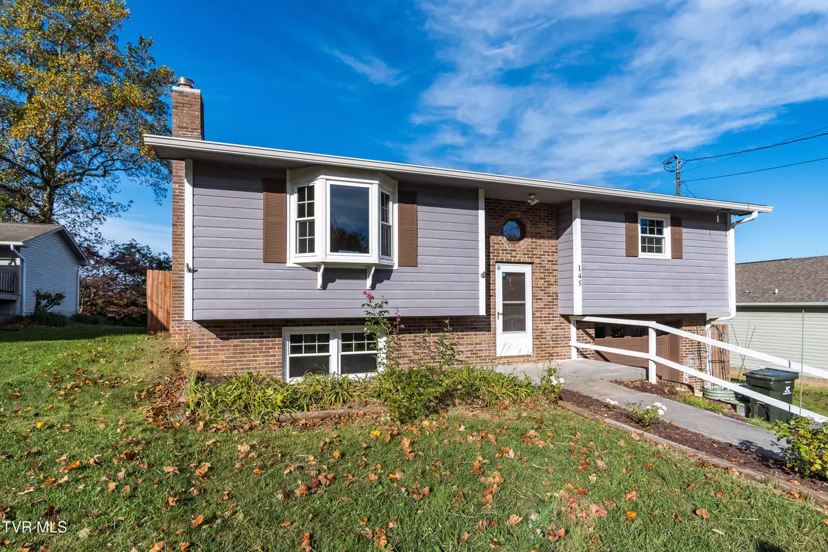 Johnson City, TN 37615,145 Village LN