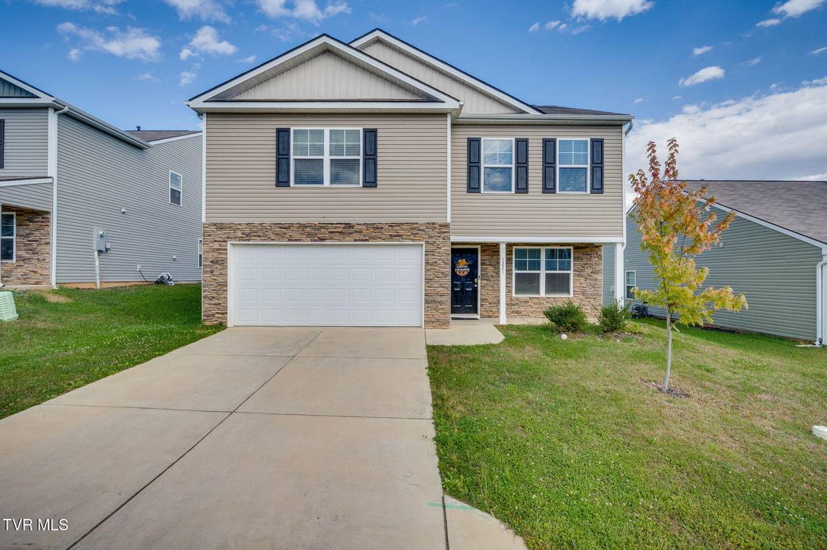 Kingsport, TN 37660,1221 Stamp Lodge RD