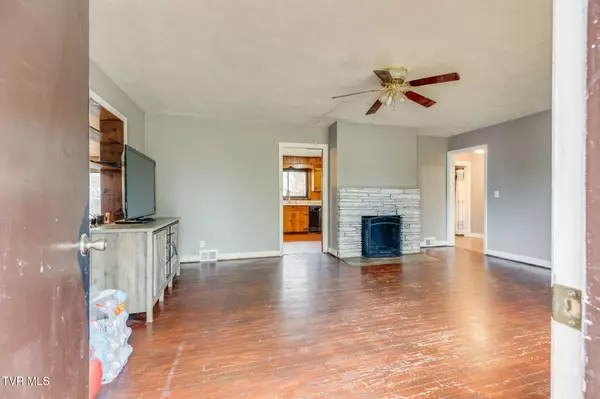 Marion, VA 24354,911 Cumberland ST