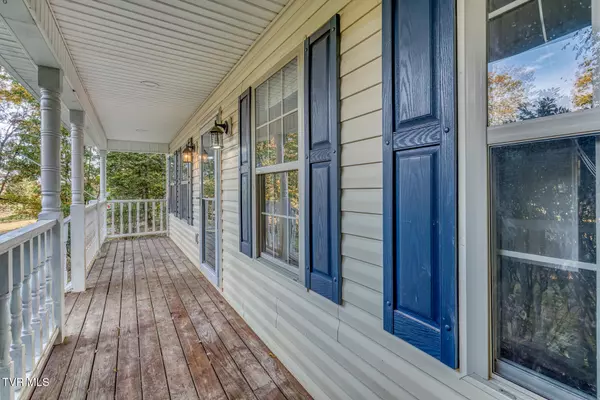 Jonesborough, TN 37659,329 Chestnut Grove Church RD