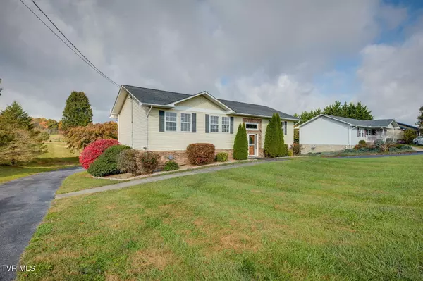 Fall Branch, TN 37656,180 Kincheloe RD