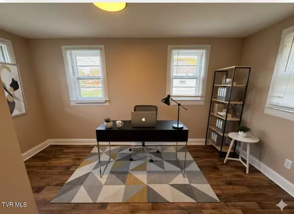 Elizabethton, TN 37643,904 Walker ST