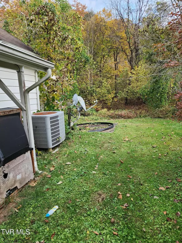 Haysi, VA 24256,169 J And M Belcher DR