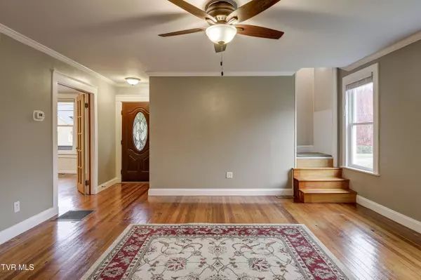 Erwin, TN 37650,310 Elm AVE