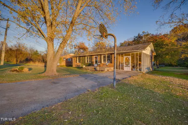 Bristol, TN 37620,18 Ross ST