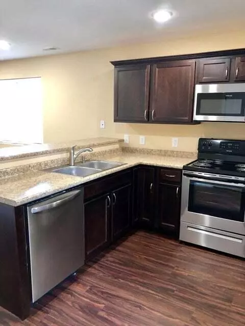 Jonesborough, TN 37659,95 Chucks ALY