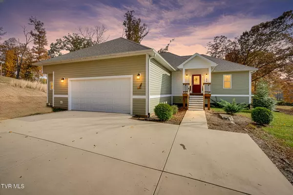 Surgoinsville, TN 37873,296 Allenwood DR