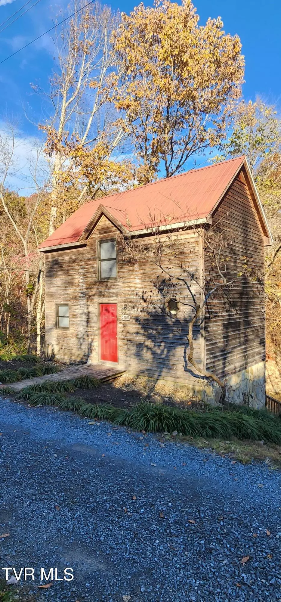 Abingdon, VA 24211,22089 Parks Mill RD