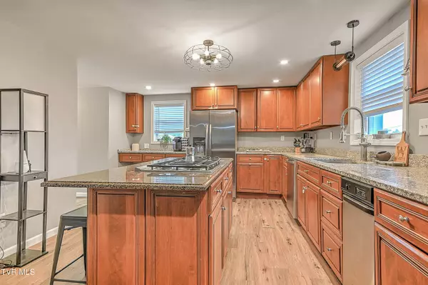 Kingsport, TN 37663,341 Rock Springs RD