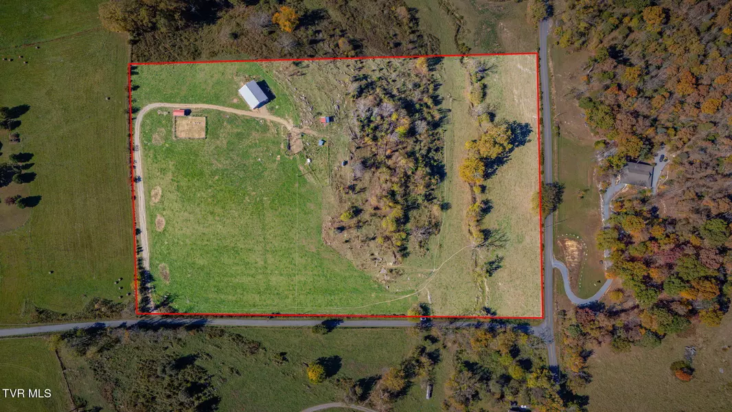 955 Sycamore Shoals DR, Elizabethton, TN 37643