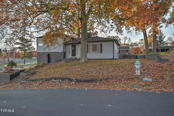 Kingsport, TN 37664,1389 Ash ST