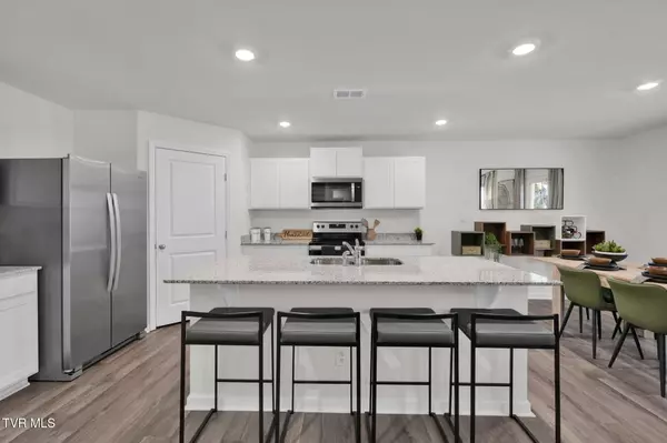 Kingsport, TN 37664,695 Saint Andrews Drive