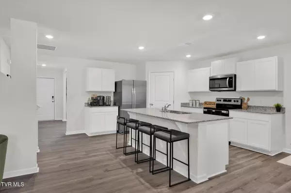 Kingsport, TN 37664,695 Saint Andrews Drive