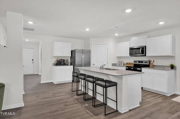 Kingsport, TN 37664,695 Saint Andrews Drive