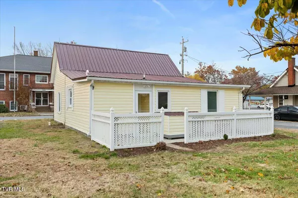 Elizabethton, TN 37643,306 Academy ST